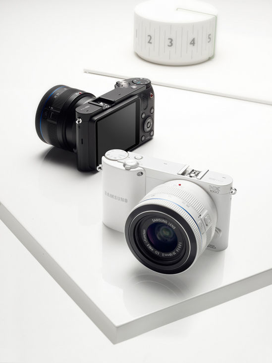 Обзор камеры Samsung NX1000